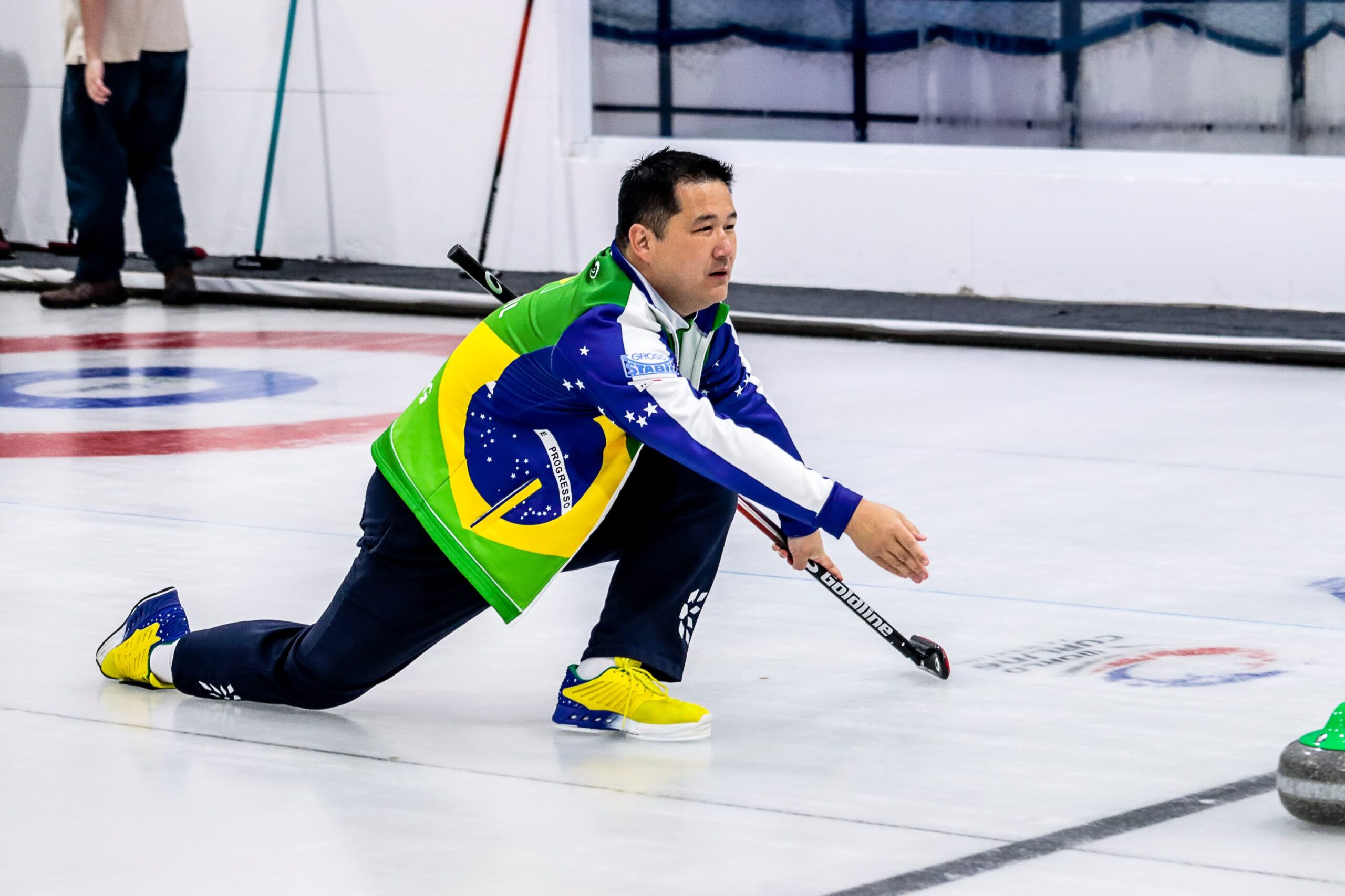 Atleta de curling brasileiro Sergio Mitsuo Vilela